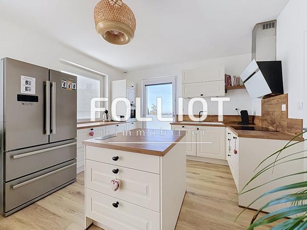 Maison de 8 pièces avec 6 chambres à vendre à Granville