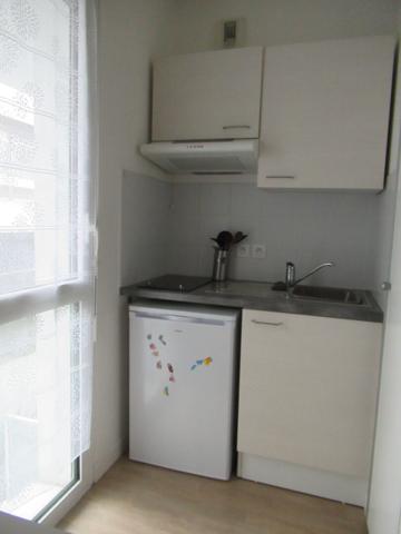 LA ROCHELLE CENTRE STUDIO MEUBLE