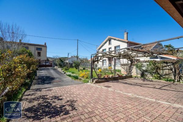 Maison à vendre 6 pièces 142m² Pamiers (09100)