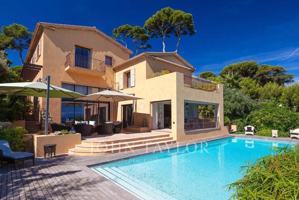Cap d'Antibes | Proche plages de la Garoupe