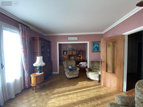 Maison à vendre à Loudéac dans les Côtes-d'Armor (22600), ref : 22110-2255