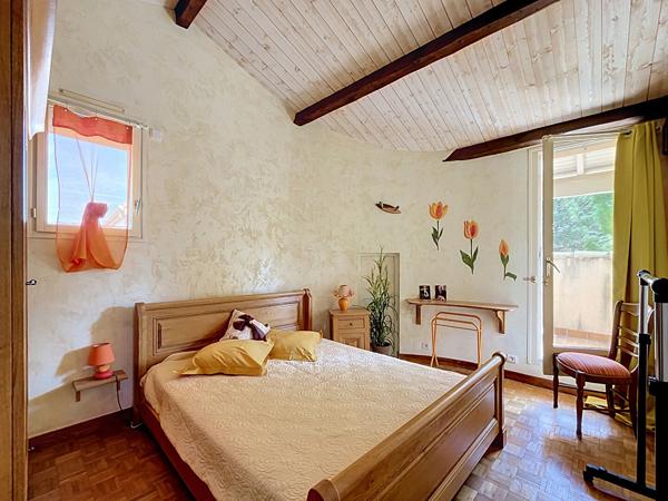 Ardèche, Le Pouzin : Villa d'architecte lumineuse, 4 chambres et bureau