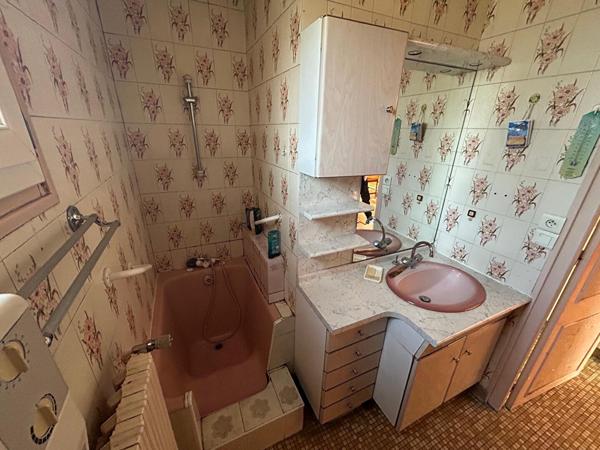 Maison 2 chambres non mitoyenne à Mantes La Jolie Gassicourt, vis de plein pied