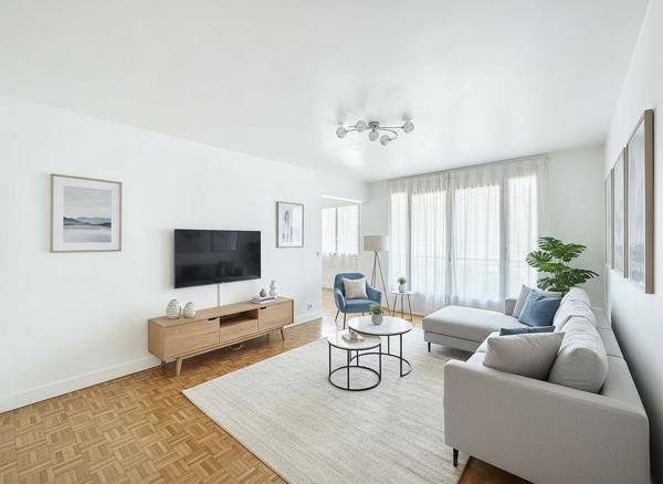 Appartement 90 m2, 3 chambres (possibilité 4), 5 minutes à pied de la gare - 3 balcons, cave et garage fermé