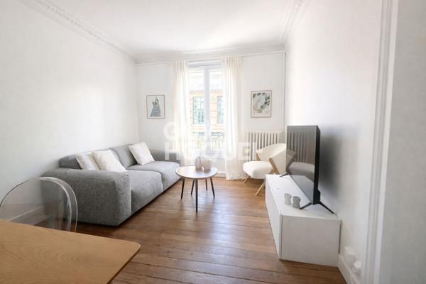 PARIS XVI - 49m2 / 2 chambres, Meublé, Tour Eiffel