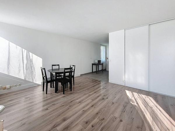 Appartement Roissy En Brie 2 pièce(s) 52 m2