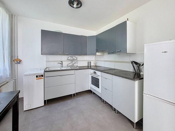 Appartement Roissy En Brie 2 pièce(s) 52 m2