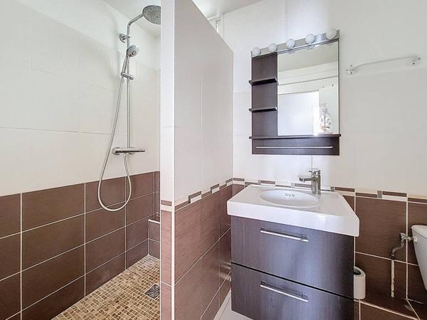 Appartement Roissy En Brie 2 pièce(s) 52 m2