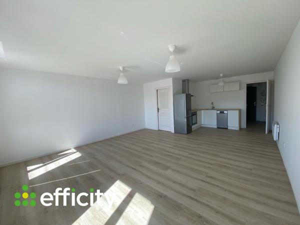 Appartement
         1 pièce
        - 43 m² 79 328 € *