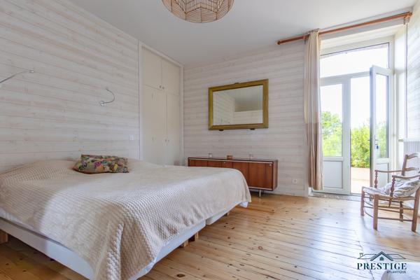 PRÉFAILLES – TRIANGLE D’OR – PROPRIÉTÉ D’EXCEPTION 323M2 - VUE MER ET DEUX HABITATIONS INDÉPENDANTES
