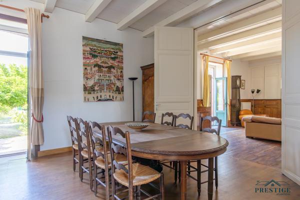 PRÉFAILLES – TRIANGLE D’OR – PROPRIÉTÉ D’EXCEPTION 323M2 - VUE MER ET DEUX HABITATIONS INDÉPENDANTES