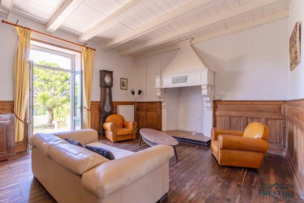 PRÉFAILLES – TRIANGLE D’OR – PROPRIÉTÉ D’EXCEPTION 323M2 - VUE MER ET DEUX HABITATIONS INDÉPENDANTES