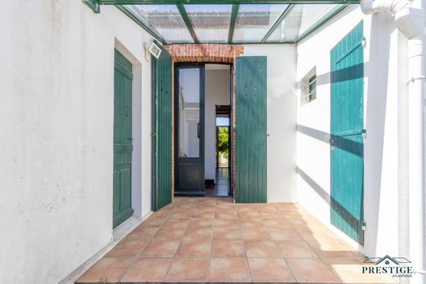 PRÉFAILLES – TRIANGLE D’OR – PROPRIÉTÉ D’EXCEPTION 323M2 - VUE MER ET DEUX HABITATIONS INDÉPENDANTES