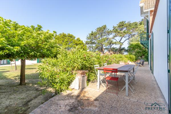 PRÉFAILLES – TRIANGLE D’OR – PROPRIÉTÉ D’EXCEPTION 323M2 - VUE MER ET DEUX HABITATIONS INDÉPENDANTES