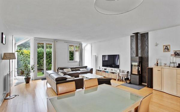 Maison à vendre    5 pièces • 126,79 m2 Antony