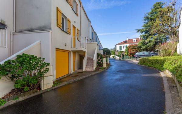 Maison à vendre    5 pièces • 126,79 m2 Antony