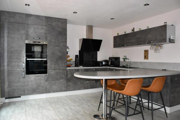 Maison à vendre 6 pièces LAUZACH (56)