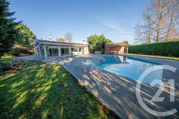 Maison à vendre  7 pièces - 270,39 m2 ST AUBIN DE MEDOC - 33