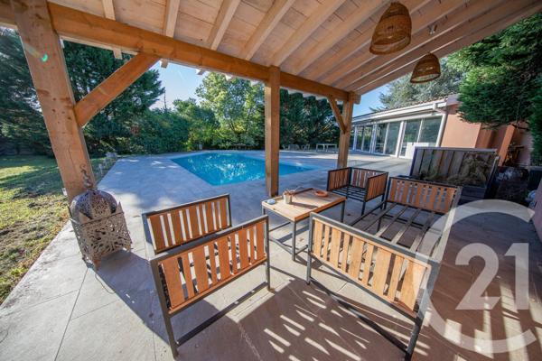 Maison à vendre  7 pièces - 270,39 m2 ST AUBIN DE MEDOC - 33