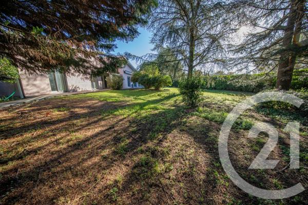 Maison à vendre  7 pièces - 270,39 m2 ST AUBIN DE MEDOC - 33