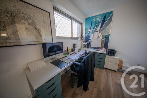 Maison à vendre  7 pièces - 270,39 m2 ST AUBIN DE MEDOC - 33