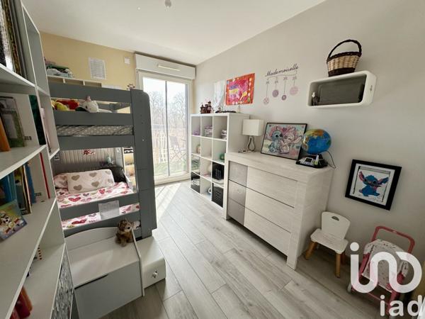 Appartement 4 pièces de 71 m² à Palaiseau (91120)