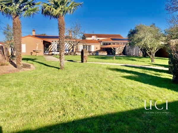 Maison - 133 m² - 5 pièces - Le Loroux Bottereau