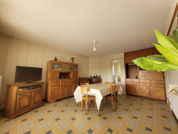 MAISON 6 PIÈCES 123 M2 VOUILLÉ