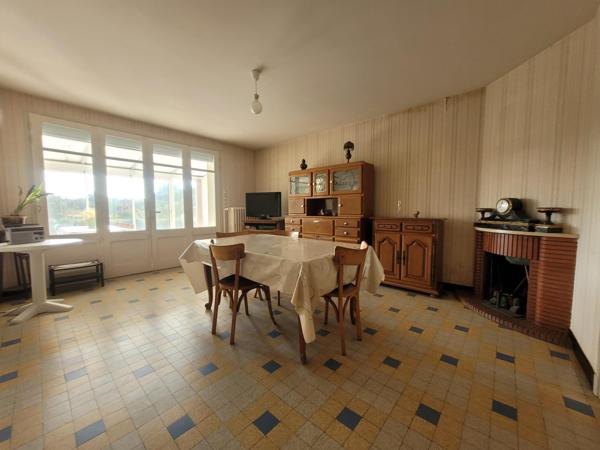 MAISON 6 PIÈCES 123 M2 VOUILLÉ