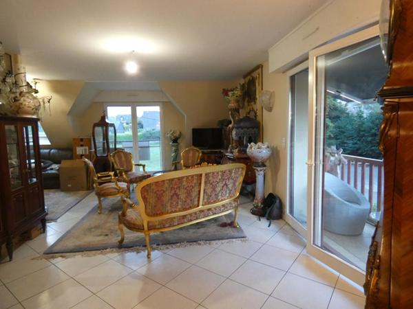 A SAINT-MALO, dans un quartier au calme, très agréable et cossu, bel APPARTEMENT DUPLEX de 69m2 carrez