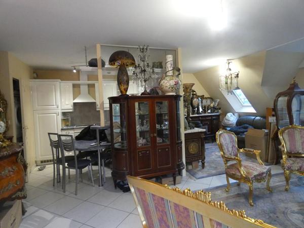 A SAINT-MALO, dans un quartier au calme, très agréable et cossu, bel APPARTEMENT DUPLEX de 69m2 carrez