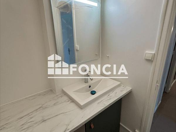 Location Appartement 3 pièces 68.5 m² - 28 AVENUE COLONEL SCHULER Aix En Provence 13090