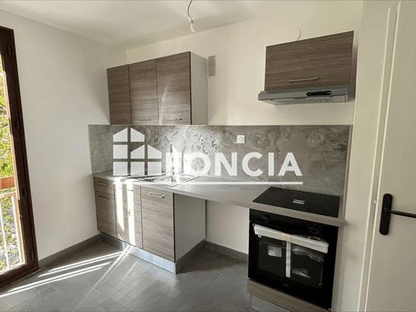 Location Appartement 3 pièces 68.5 m² - 28 AVENUE COLONEL SCHULER Aix En Provence 13090