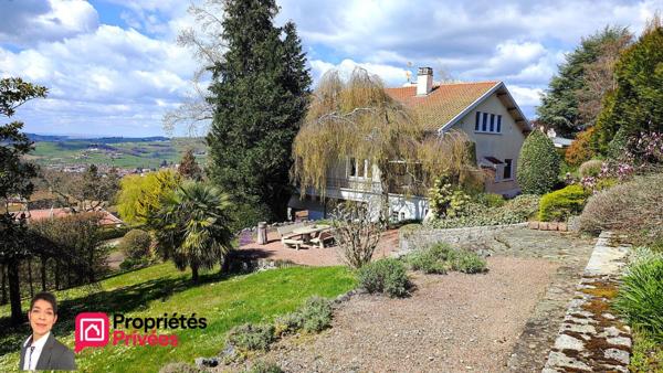 THIZY-LES-BOURGS (69240)  Maison individuelle 223 m² habitables, terrain 2000 m², 4 chambres, garages, annexes