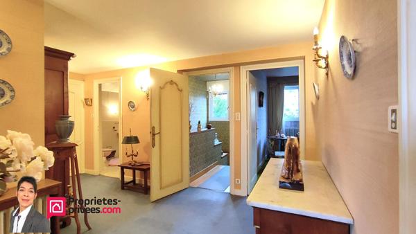 THIZY-LES-BOURGS (69240)  Maison individuelle 223 m² habitables, terrain 2000 m², 4 chambres, garages, annexes