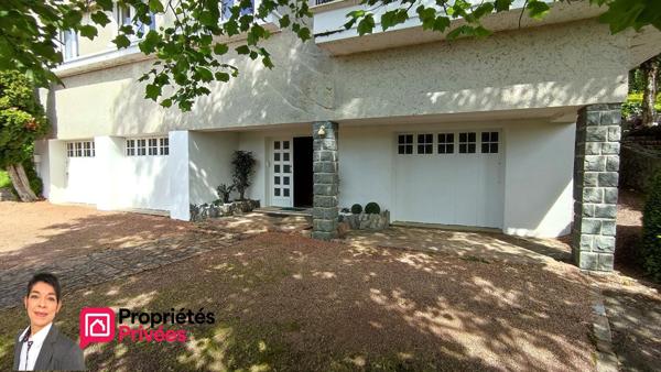 THIZY-LES-BOURGS (69240)  Maison individuelle 223 m² habitables, terrain 2000 m², 4 chambres, garages, annexes