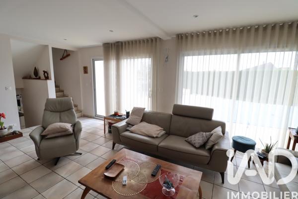 Maison à vendre 6 pièces 145 m² Saint-Beauzire