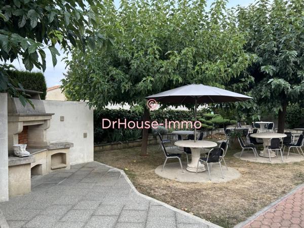 Commerce à vendre 26 pièces de 527 m²