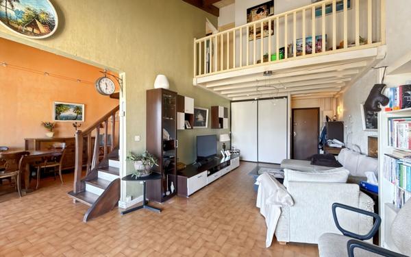 Appartement à vendre    3 pièces • 87 m2 Trélissac