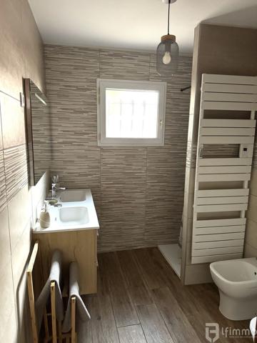 Villa de plain-pied 5 pièces à Port Saint Louis du Rhône