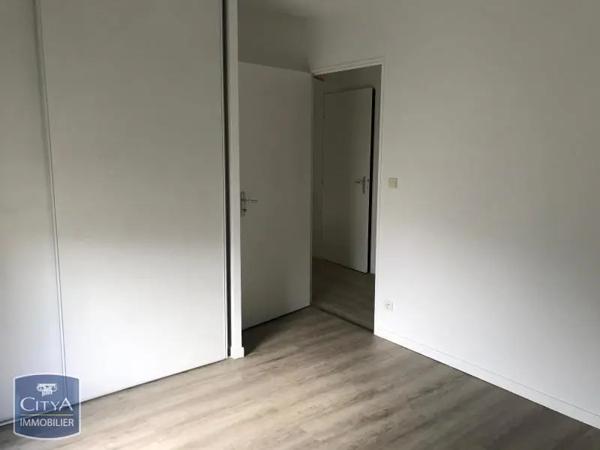 Appartement à louer 3 pièces 62.26m² Saint-Michel (16470)