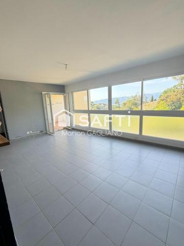 Résidence au calme sur les hauteurs du port de Saint Mandrier