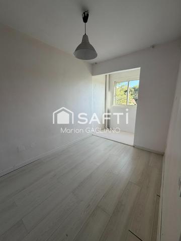 Résidence au calme sur les hauteurs du port de Saint Mandrier