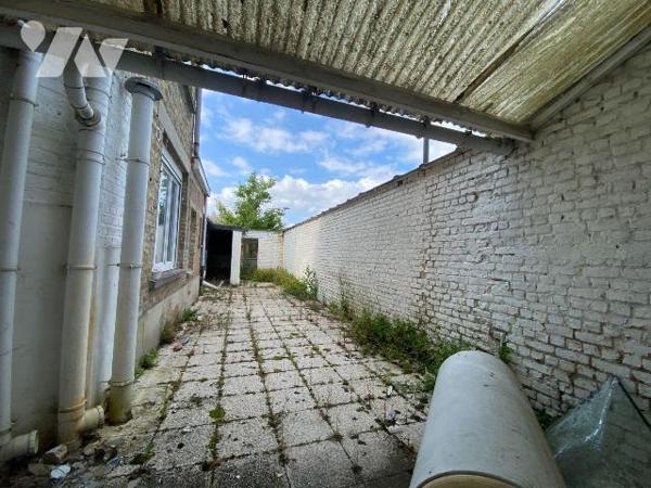 A VENDRE - IMMEUBLE DE RAPPORT 

OPPORTUNITE RARE SUR LE SECTEUR !

Nous vous proposons cet...