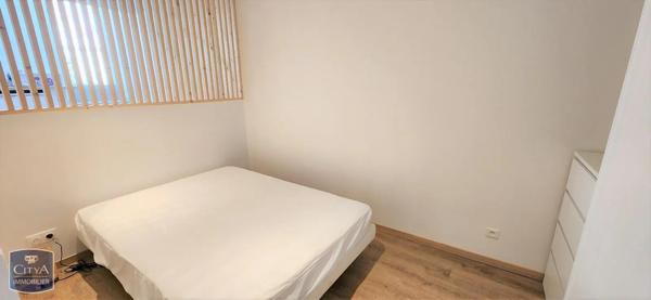 Appartement à louer 1 pièce 32.69m² Laon (02000)