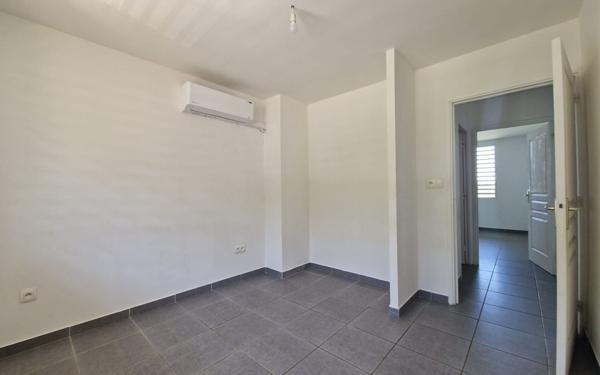 Appartement à louer    3 pièces •  Remire-Montjoly
