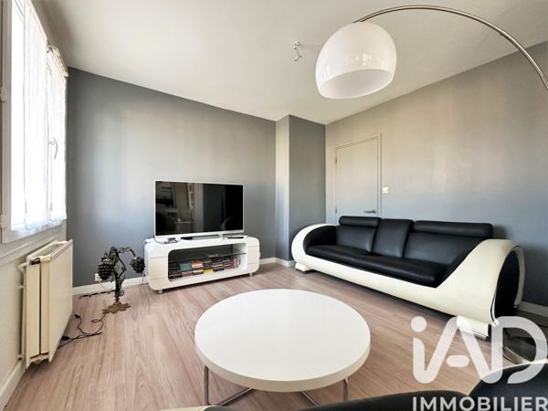 Appartement à vendre 4 pièces 82,43 m² Uzès