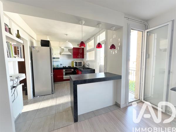 Appartement à vendre 4 pièces 82,43 m² Uzès