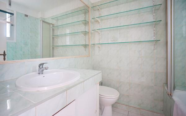 Appartement à vendre    4 pièces • 66 m2 Cannes