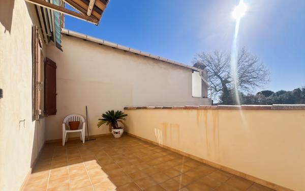 Maison à vendre    9 pièces • 229 m2 Fréjus